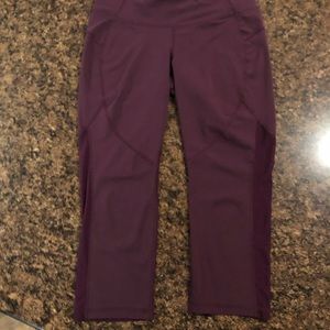 Wine workout Capri with mesh panel